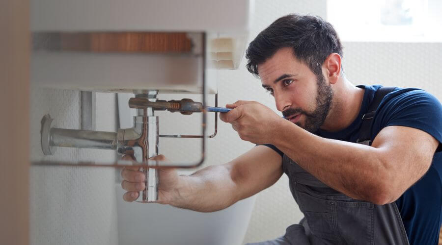 Faucet repair for sink in La Madera, NM